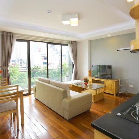 Investland In Truc Bach & Serviced Apartment Hanoi Esterno foto