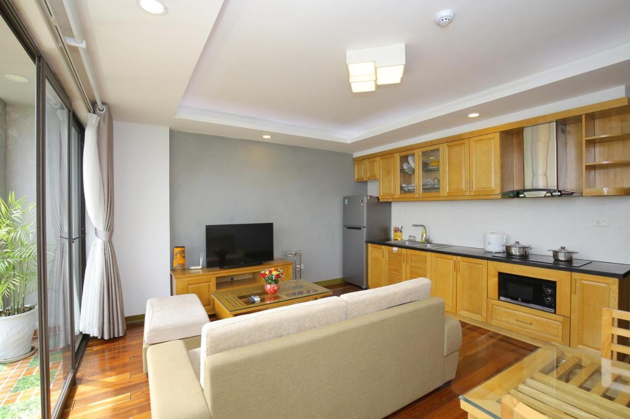 Investland In Truc Bach & Serviced Apartment Hanoi Esterno foto